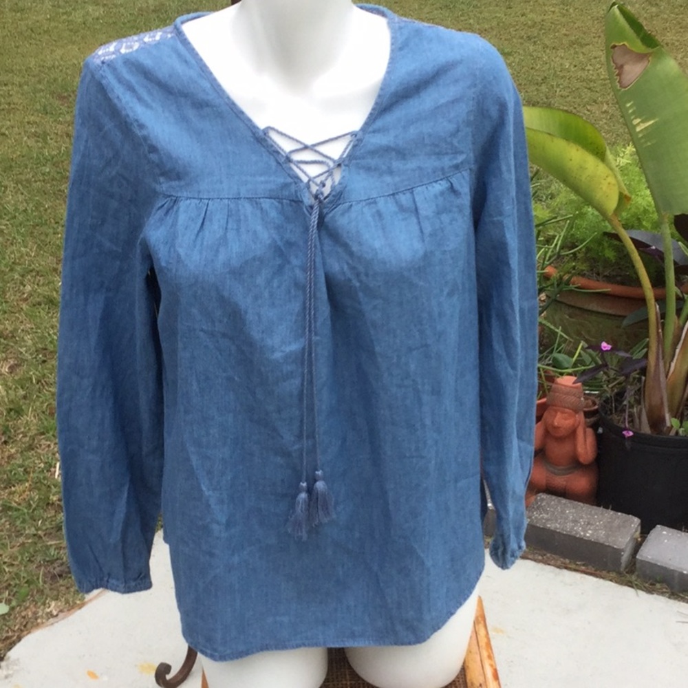 NWOT Faded Glory Denim Top Size Medium